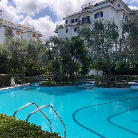 Casa Mami - Luxury Apartment And Pool - Sorrent Exterior foto